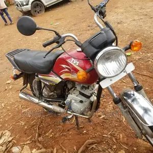 Bajaj Boxer 2023 Red