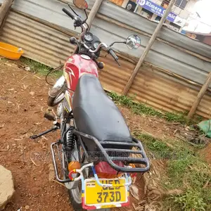 Bajaj Boxer 2023 Red