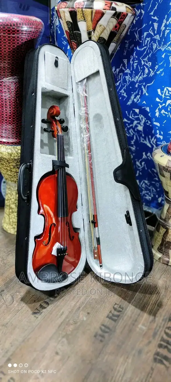 Classic Quality Solid Body 4/4 Acoustic Violin Full Package.