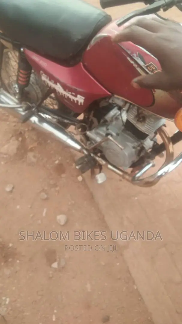 Bajaj Boxer 2015 Red