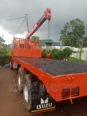 Isuzu Giga Magulu Kumi 5ton Crane Truck for Sale at 105m