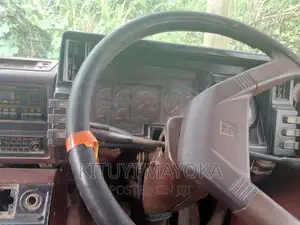 Isuzu Giga Magulu Kumi 5ton Crane Truck for Sale at 105m