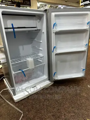 120L Strong Single Door Defrost Fridge Chiq