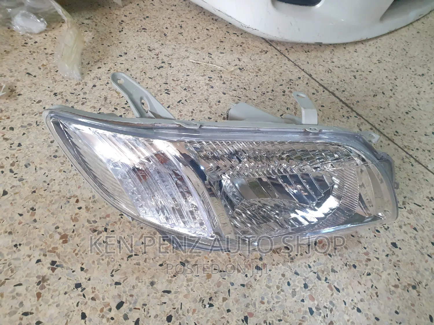 Headlamps Fielder 2006 - 2008