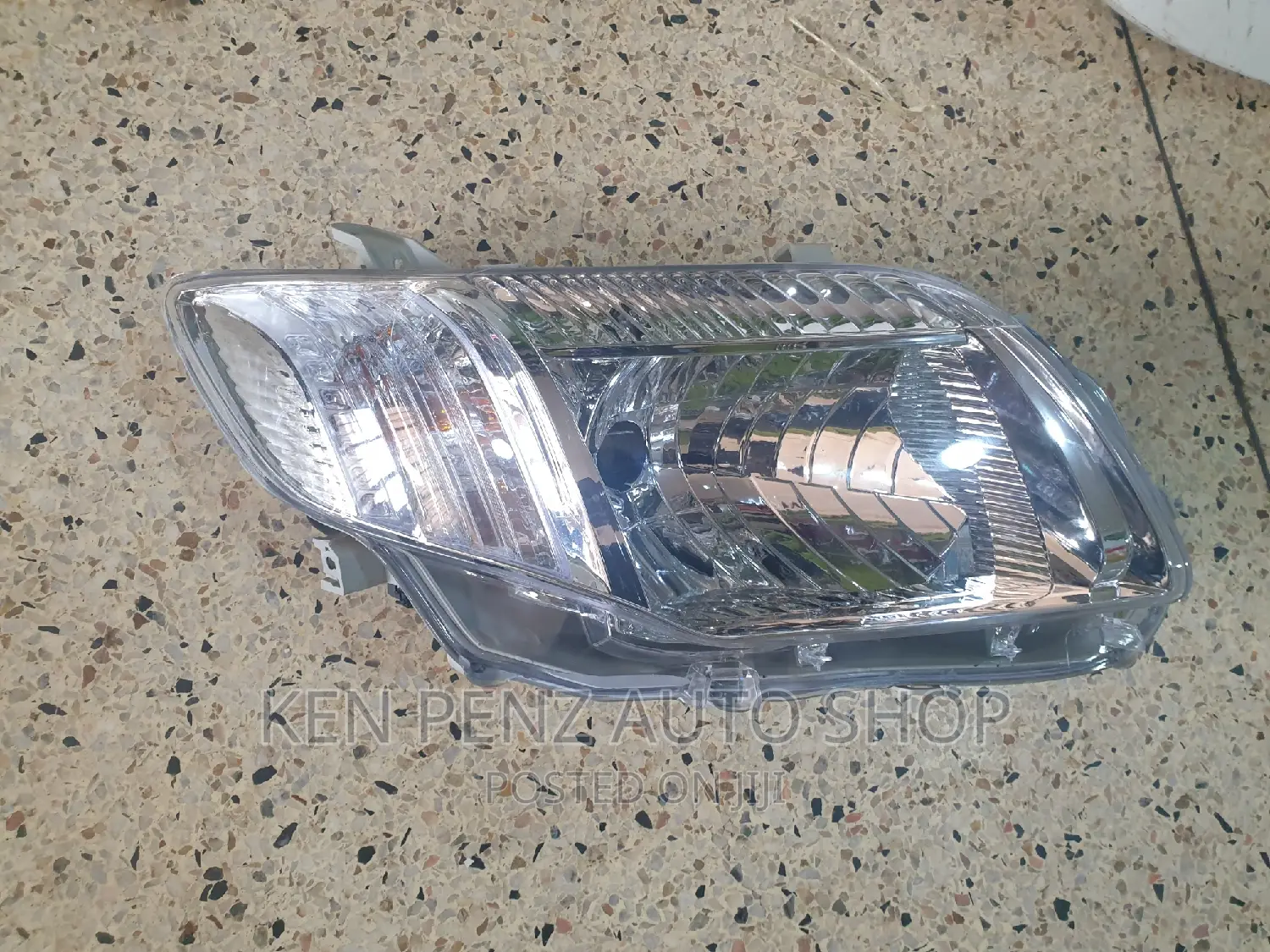 Headlamps Fielder 2006 - 2008
