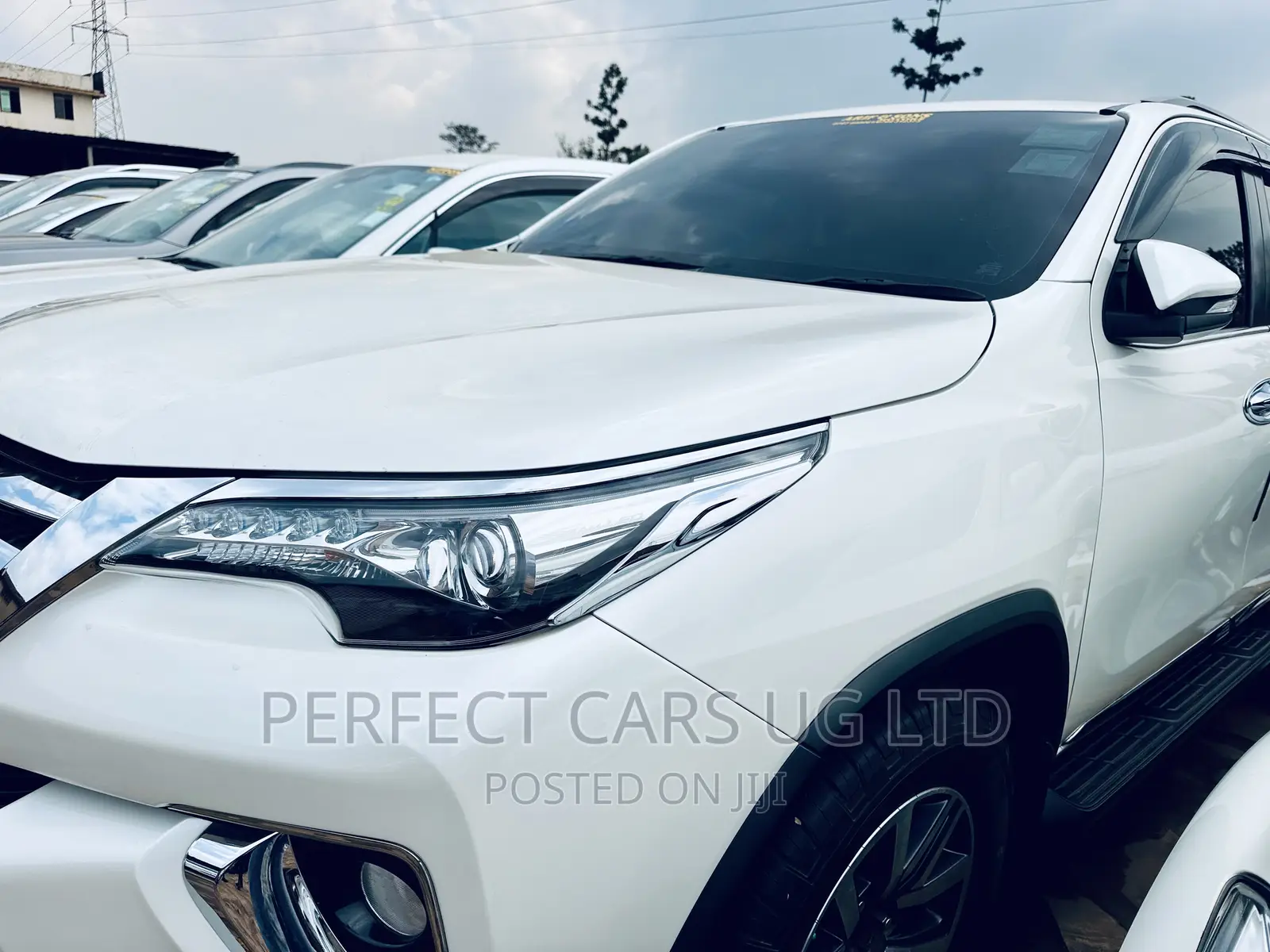 Toyota Fortuner 2.7 AWD 2013 Off white