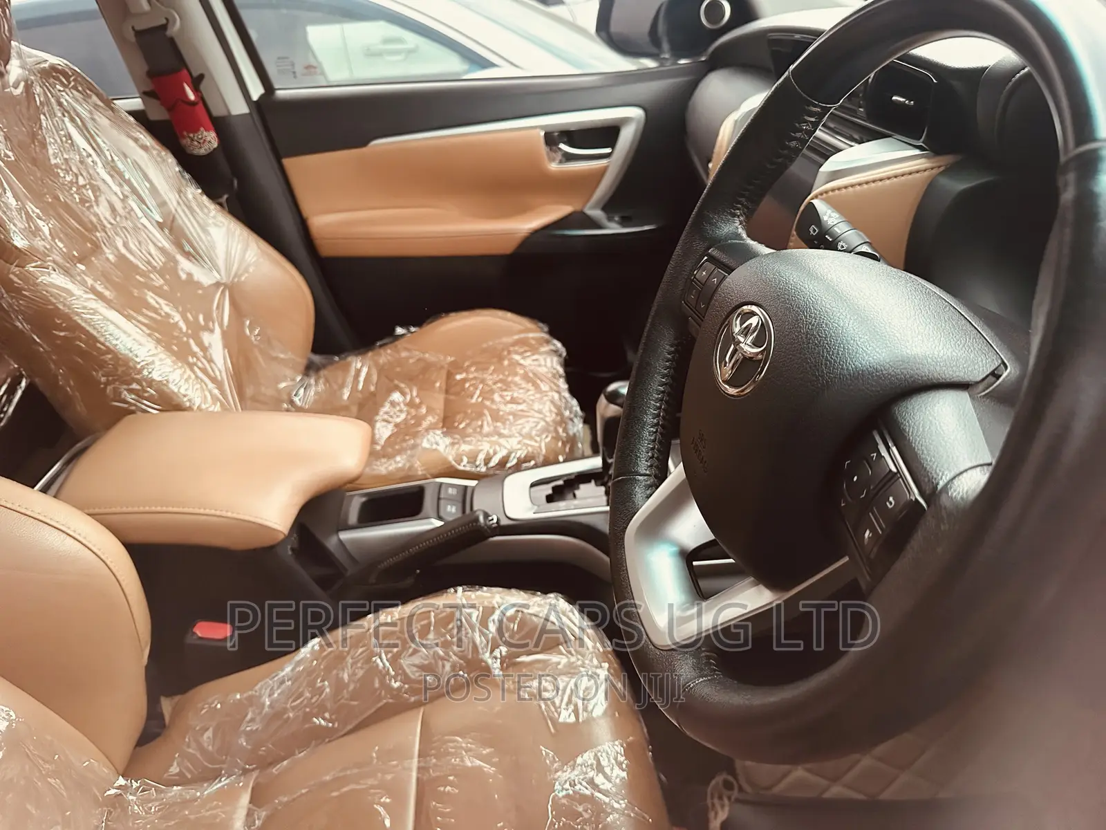 Toyota Fortuner 2.7 AWD 2013 Off white
