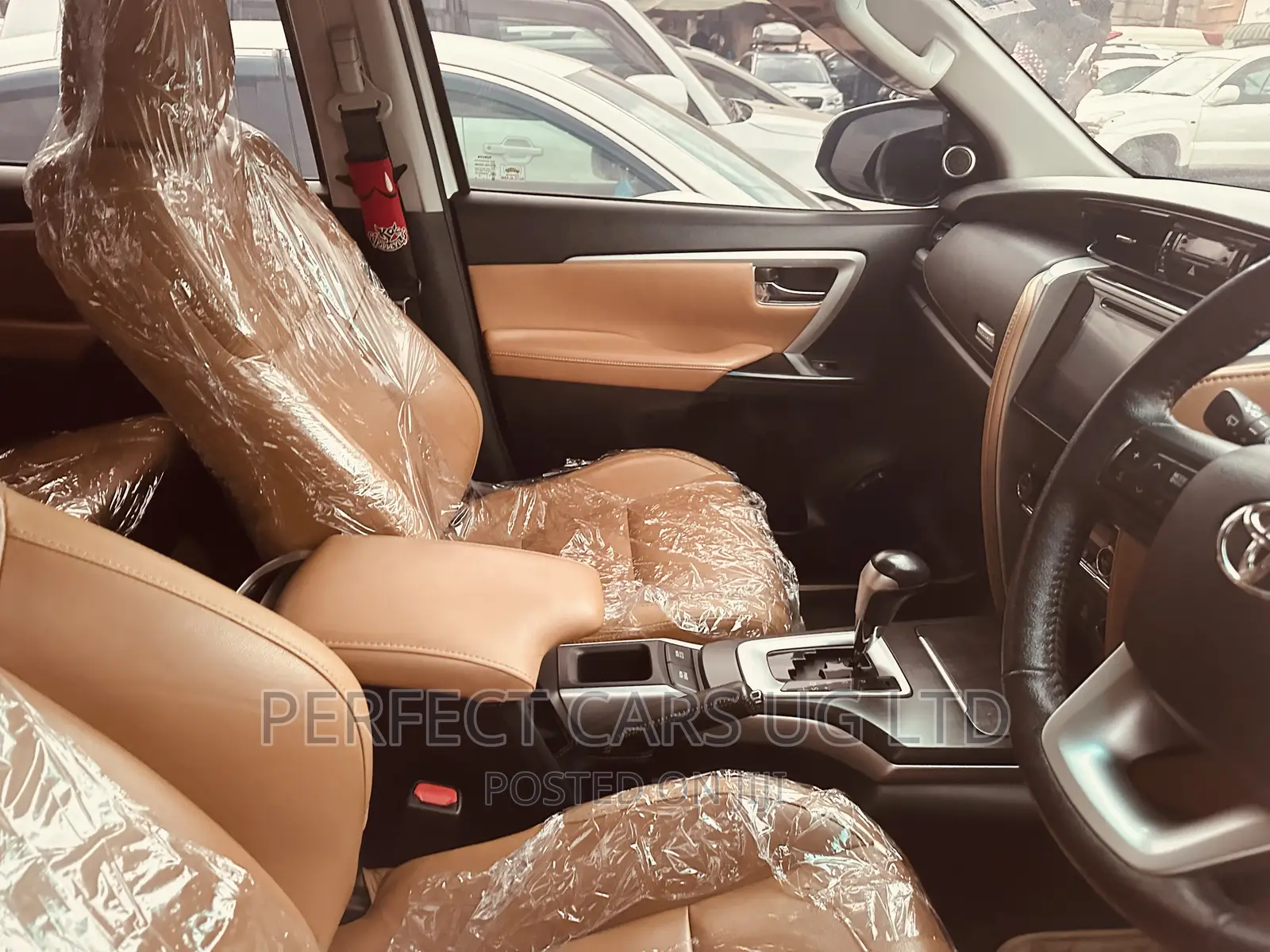 Toyota Fortuner 2.7 AWD 2013 Off white