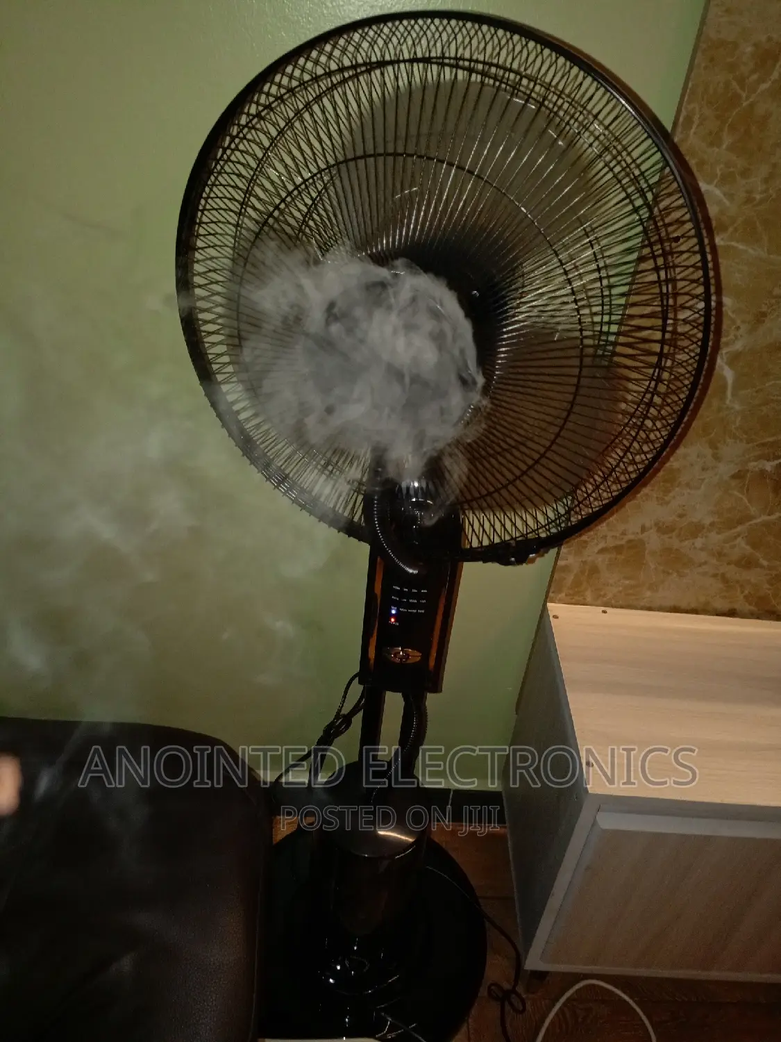 Mist Fans Black With a Remote