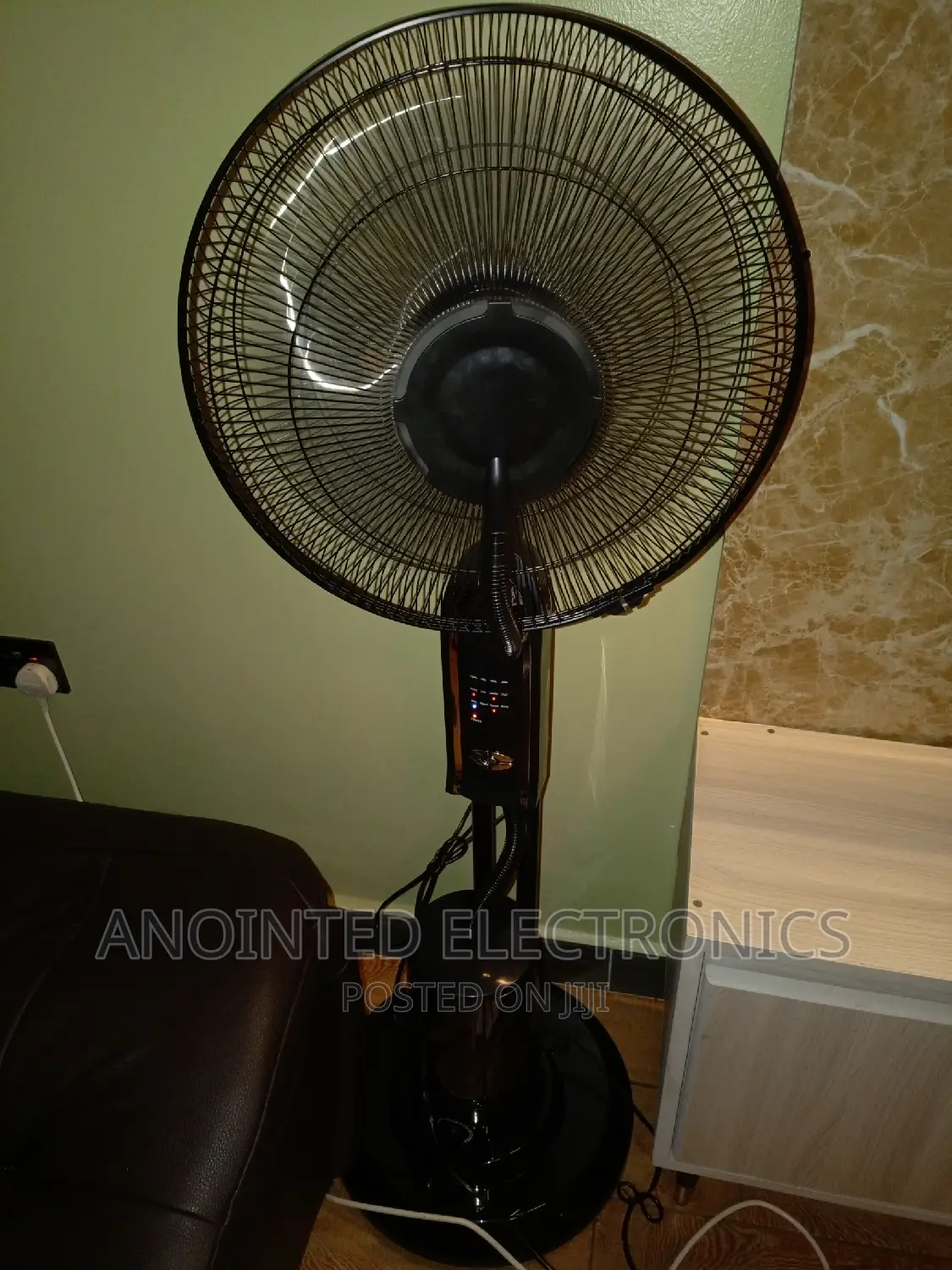 Mist Fans Black With a Remote