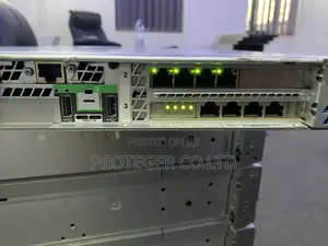 Server 12GB Intel Xeon HDD+SSD 1T