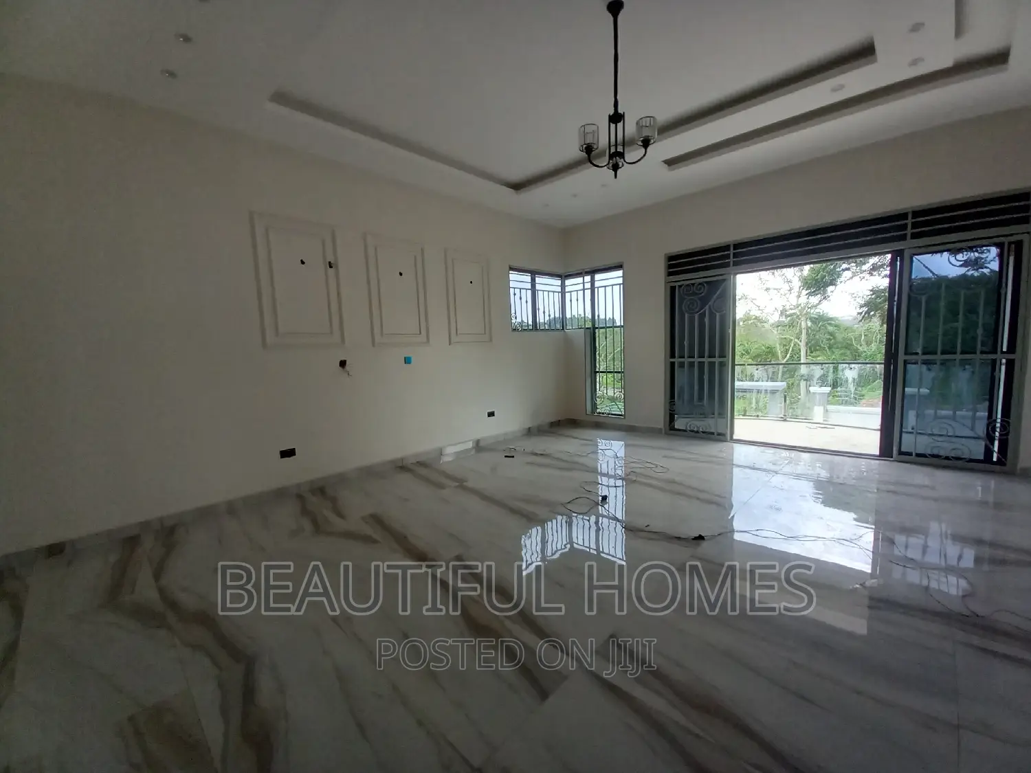 Furnished 6bdrm Mansion in Kira Town, Nakawa for sale