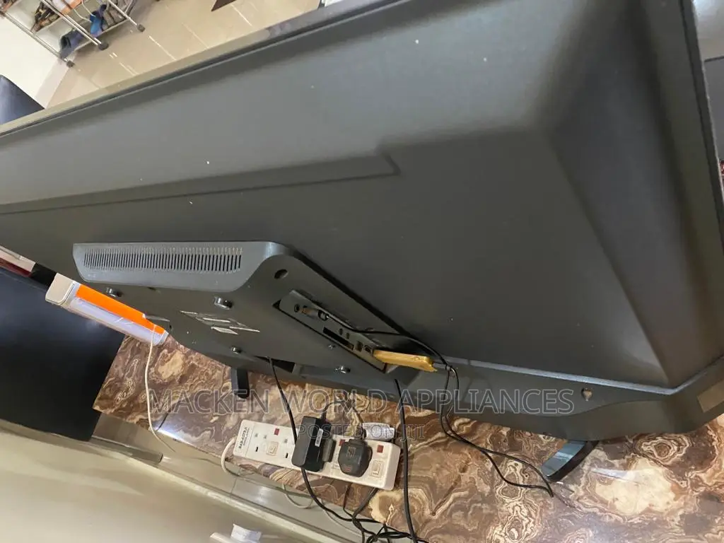 Hisense 43 Digital Satellite Free to Air New