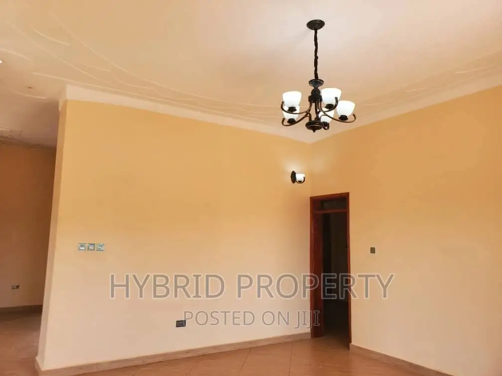 4bdrm Bungalow in Gayaza~Nakwero Along, Kira for sale