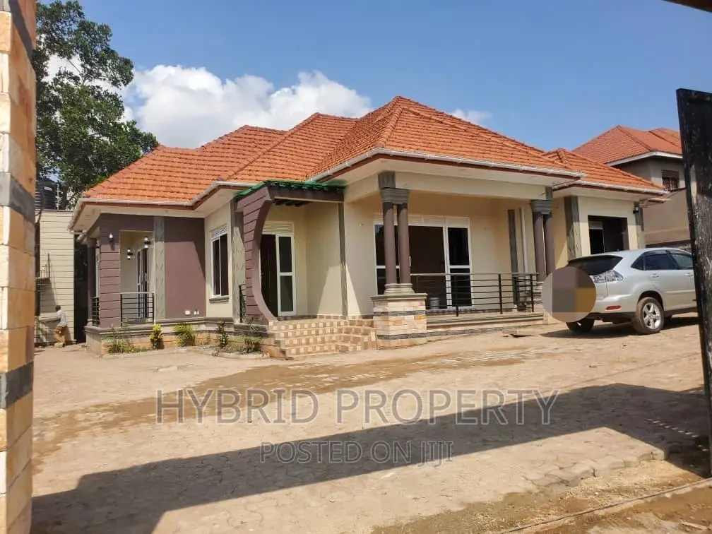 4bdrm Bungalow in Gayaza~Nakwero Along, Kira for sale