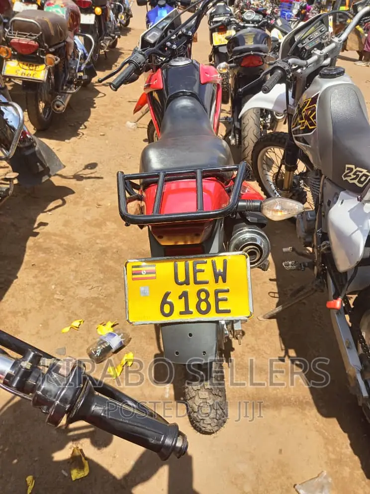 Honda RC51 2020 Red
