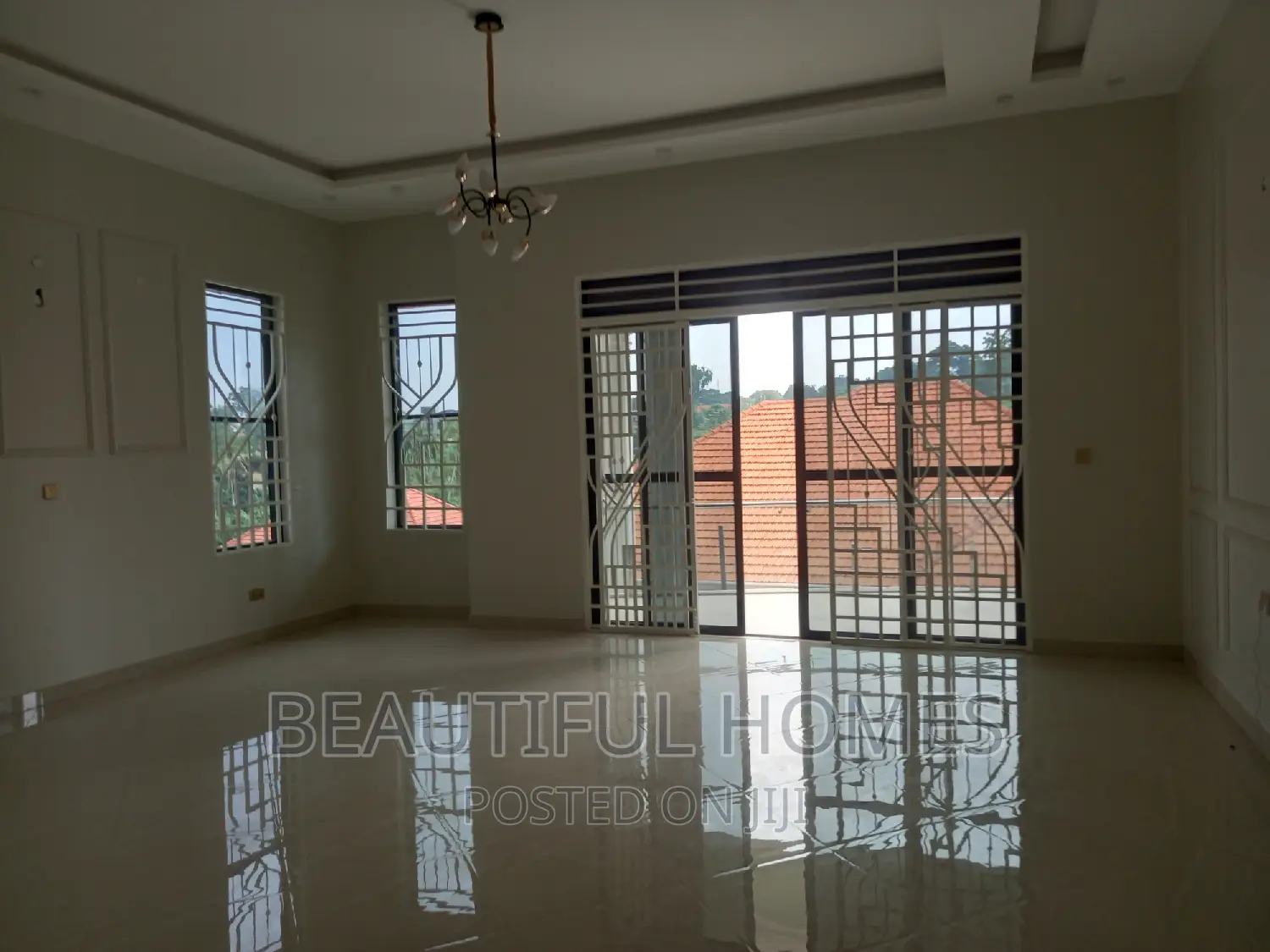 Furnished 6bdrm Duplex in Kira Epic for sale
