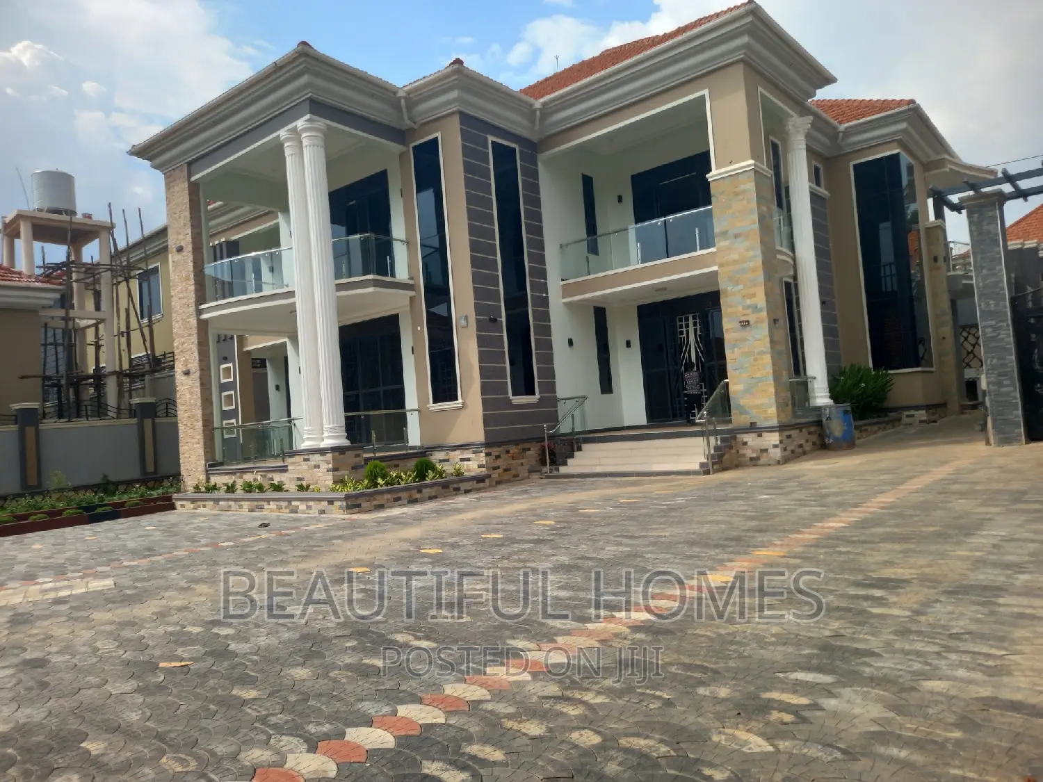 Furnished 6bdrm House in Kira for sale