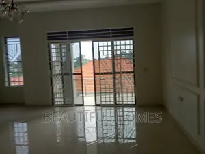 Furnished 6bdrm House in Kira for sale
