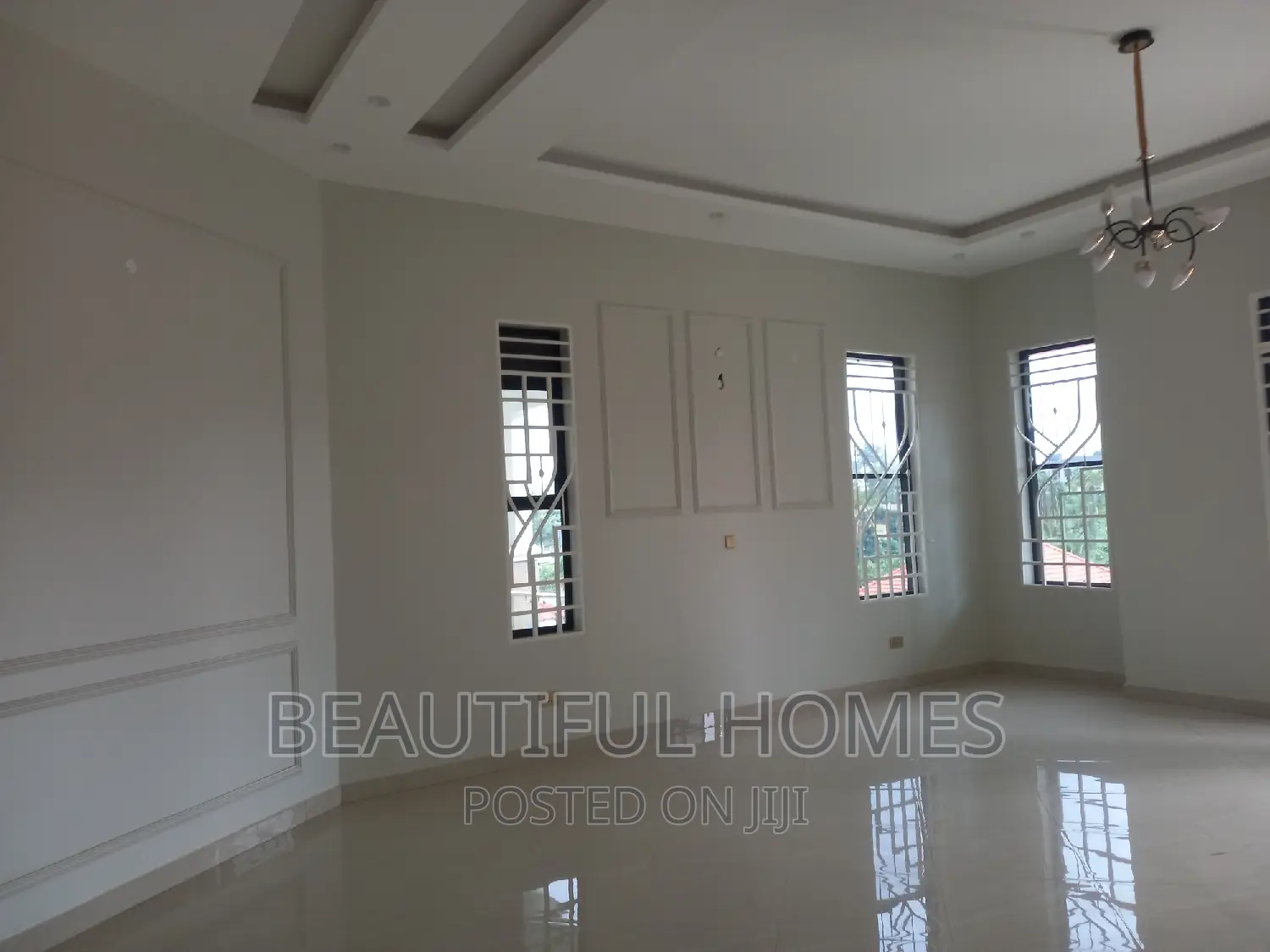 Furnished 6bdrm House in Kira for sale