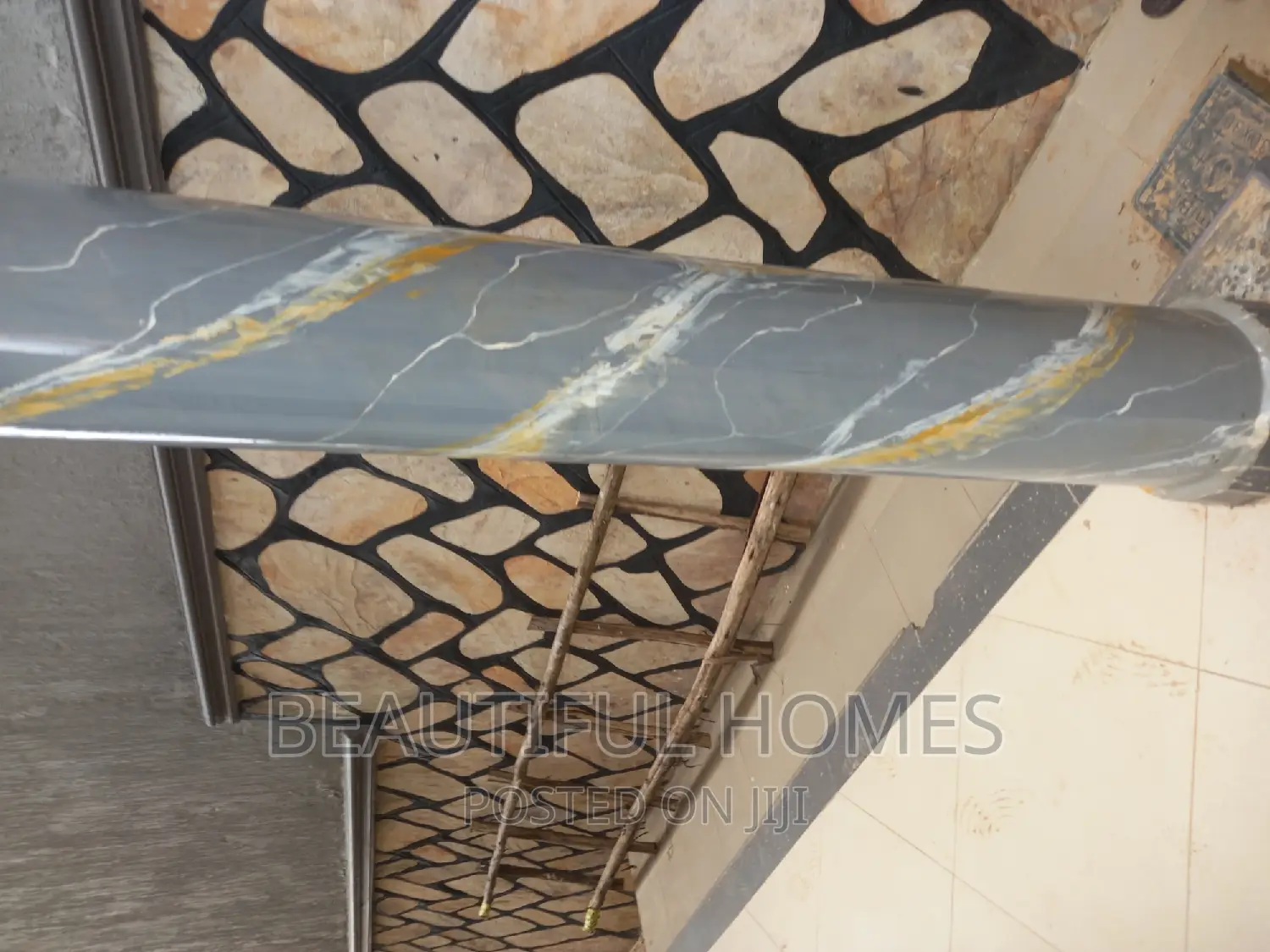 Furnished 6bdrm Mansion in Kira Ministers for sale
