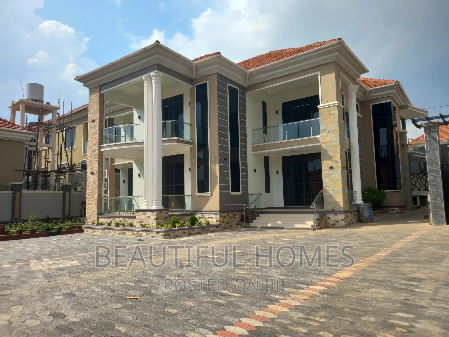 Furnished 6bdrm Mansion in Kira Posh Mamerito for sale