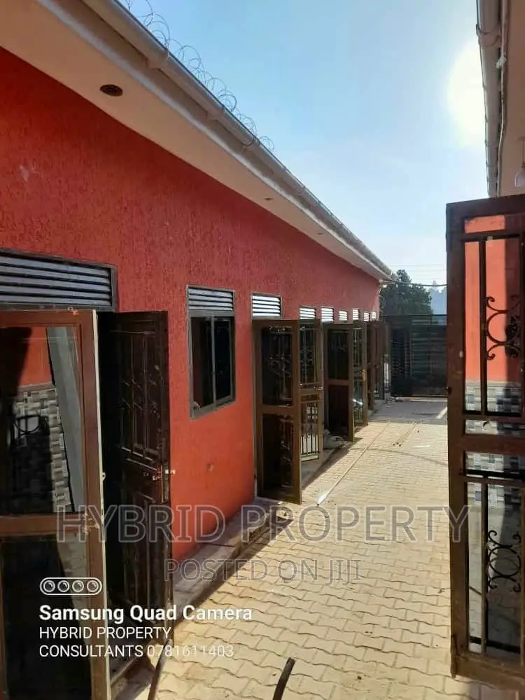 10bdrm Apartment in Kasubi~Kawaala Along, Rubaga for sale
