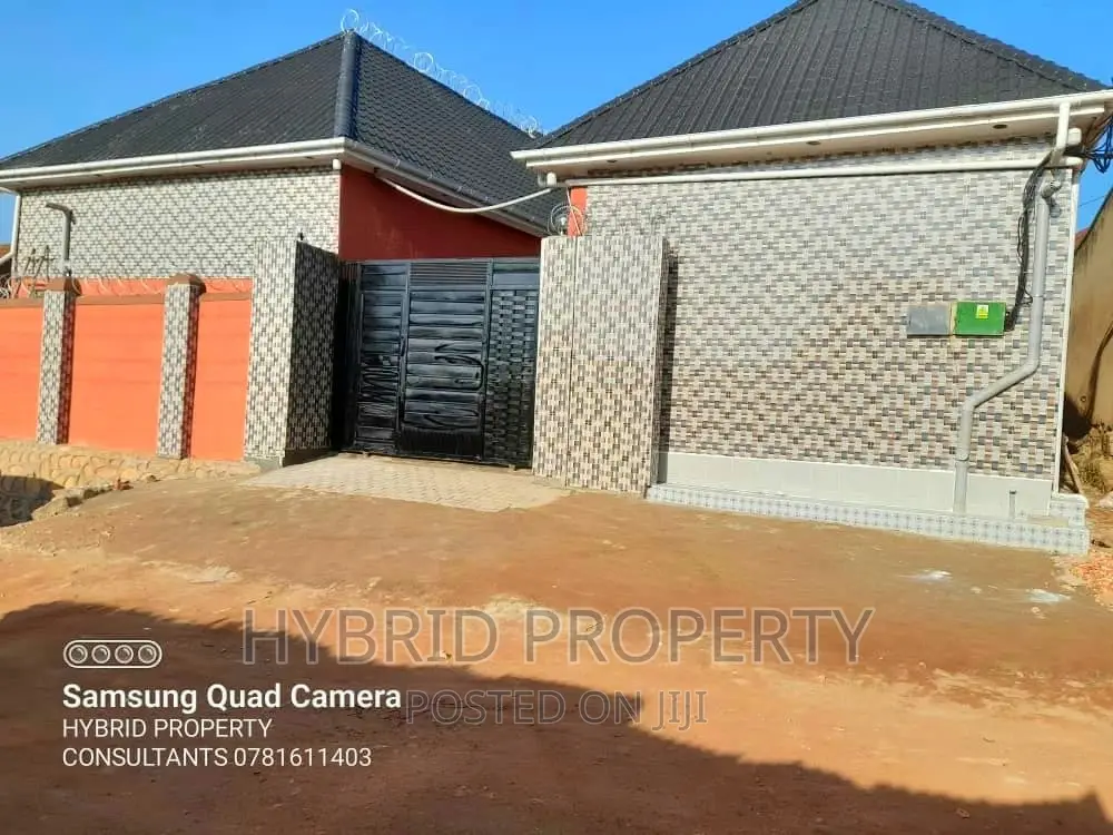 10bdrm Apartment in Kasubi~Kawaala Along, Rubaga for sale