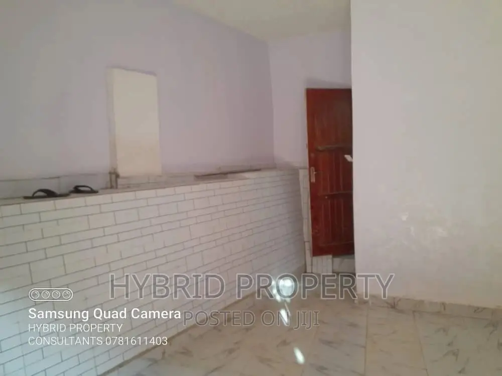 10bdrm Apartment in Kasubi~Kawaala Along, Rubaga for sale