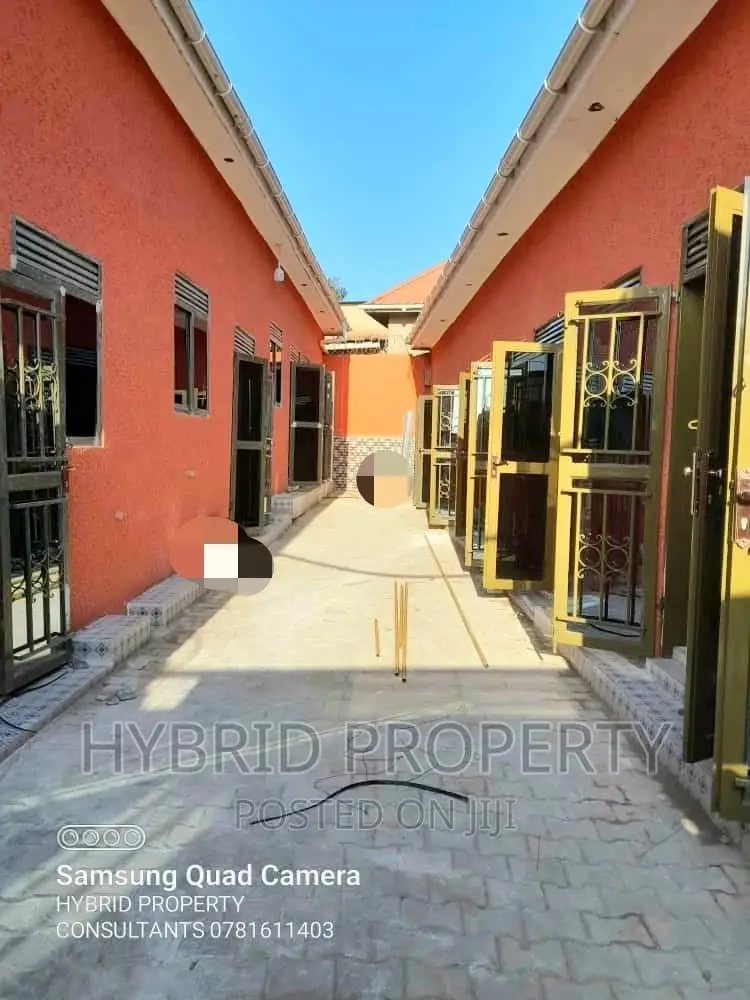 10bdrm Apartment in Kasubi~Kawaala Along, Rubaga for sale