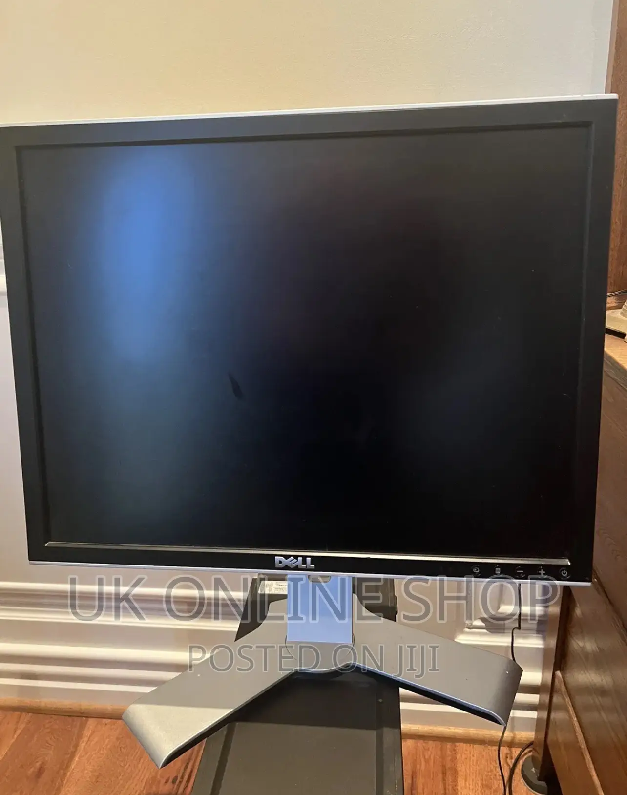 Dell Ultrasharp 2007FPB 20" Gaming Monitor S-Video VGA USB