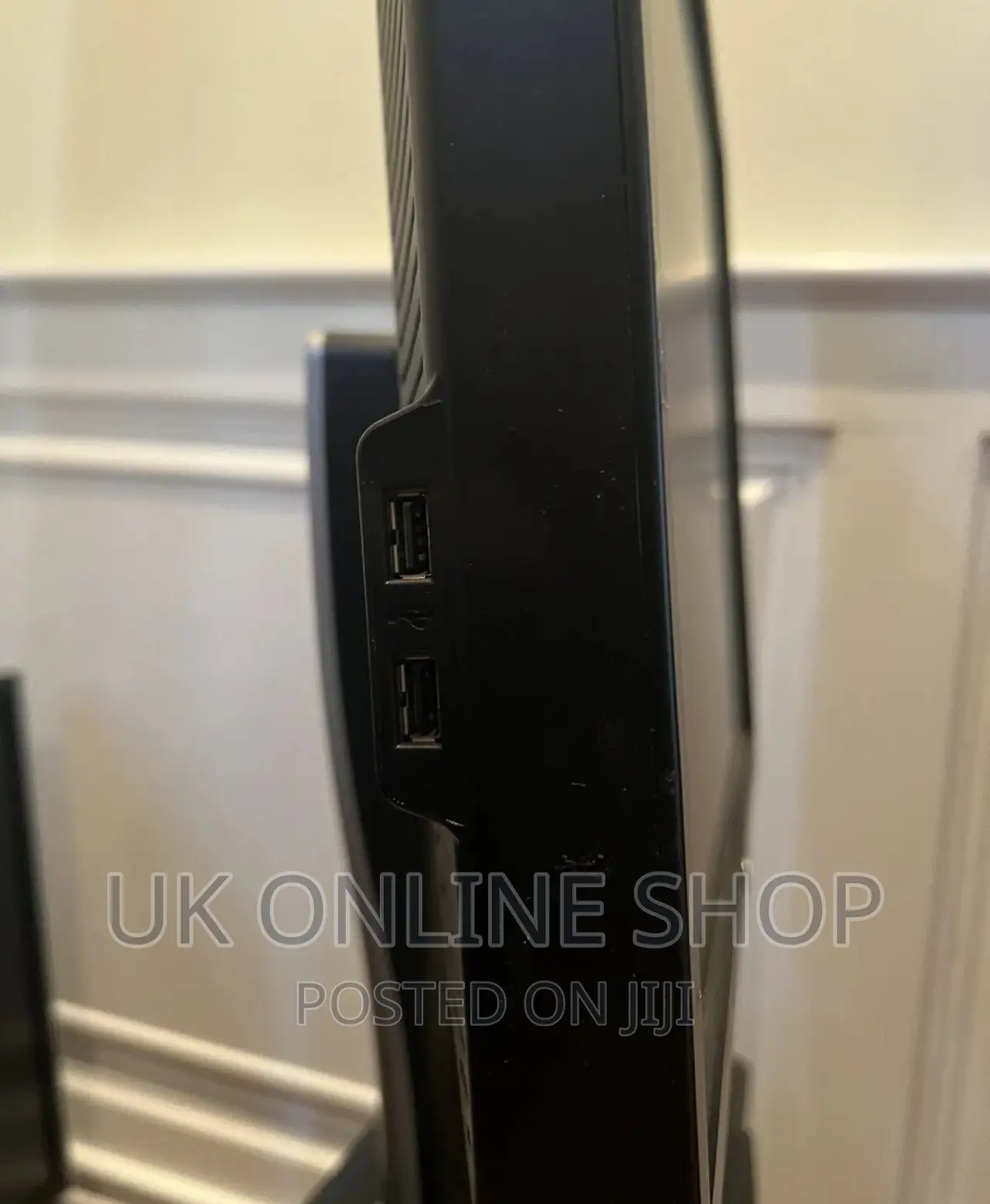 Dell Ultrasharp 2007FPB 20" Gaming Monitor S-Video VGA USB