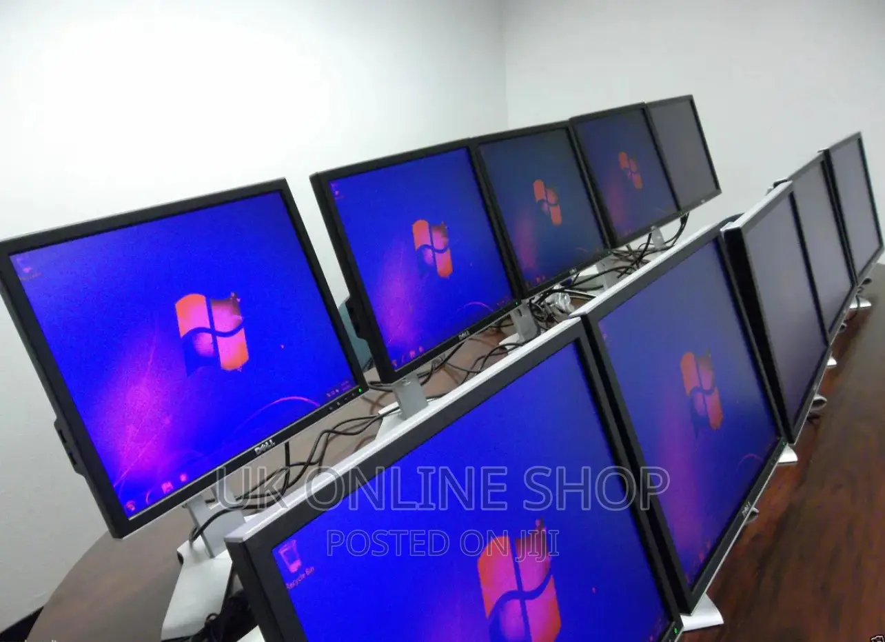 LOT-10 Dell 2007WFP 20" Ultrasharp LCD Monitor W/4-Por