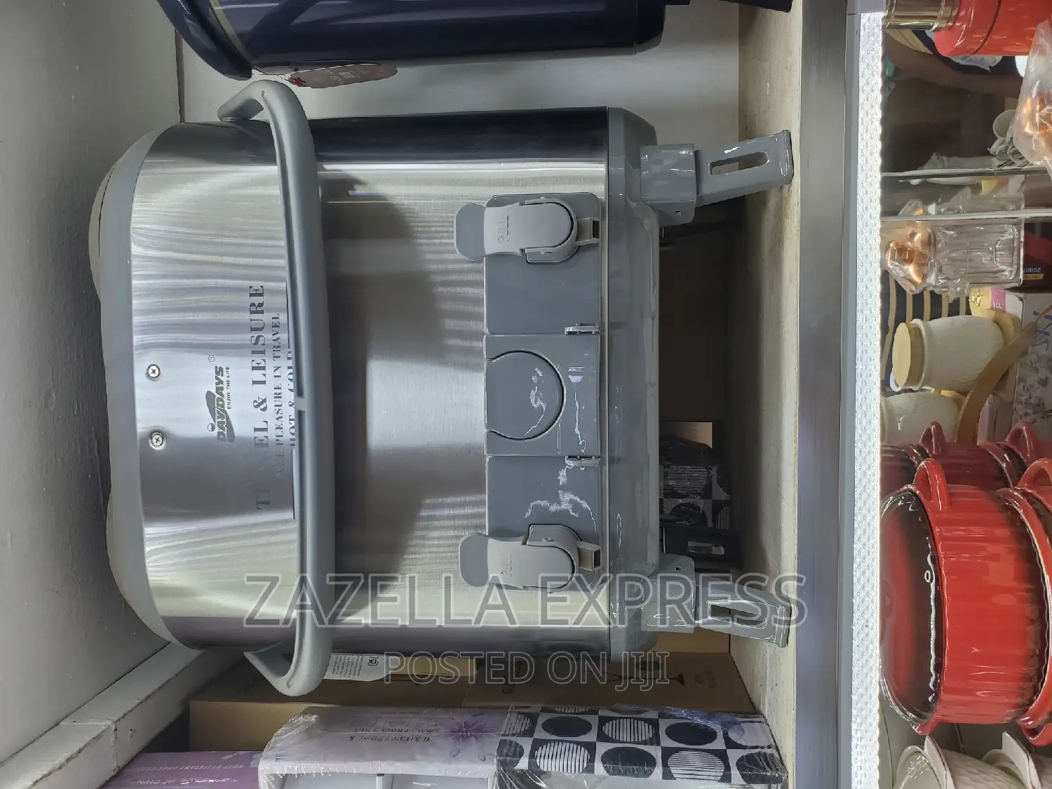 Twin Cooler Two Portions Tea and Milk Dispenser