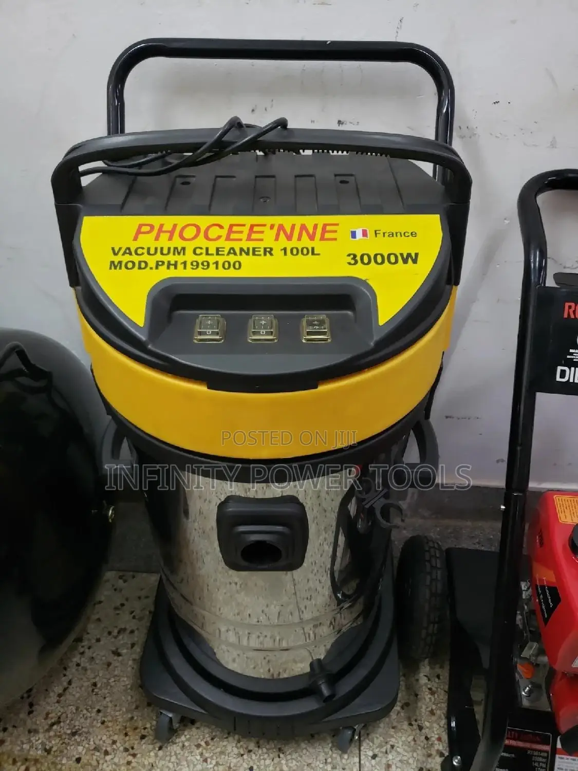 Vacuum Cleaner 100l