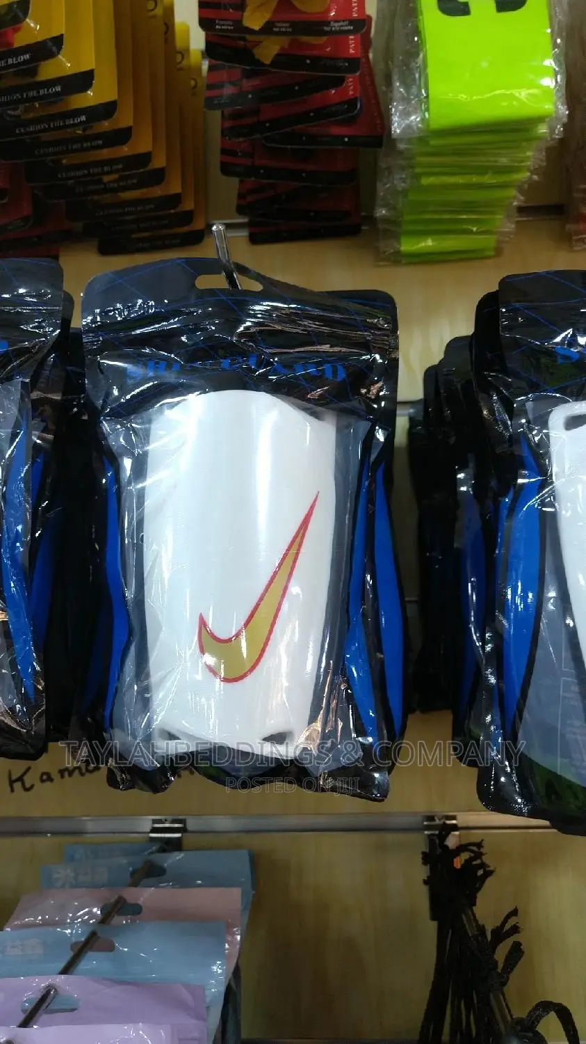 Nike Mercurial Vapor Nike Mercurial Lite Shin Guards