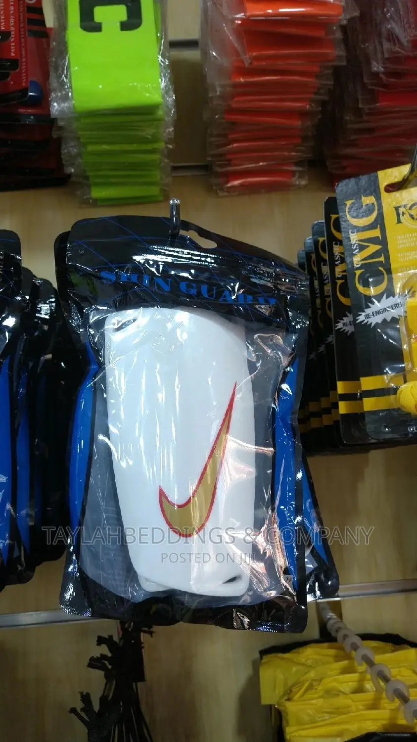 Nike Mercurial Vapor Nike Mercurial Lite Shin Guards
