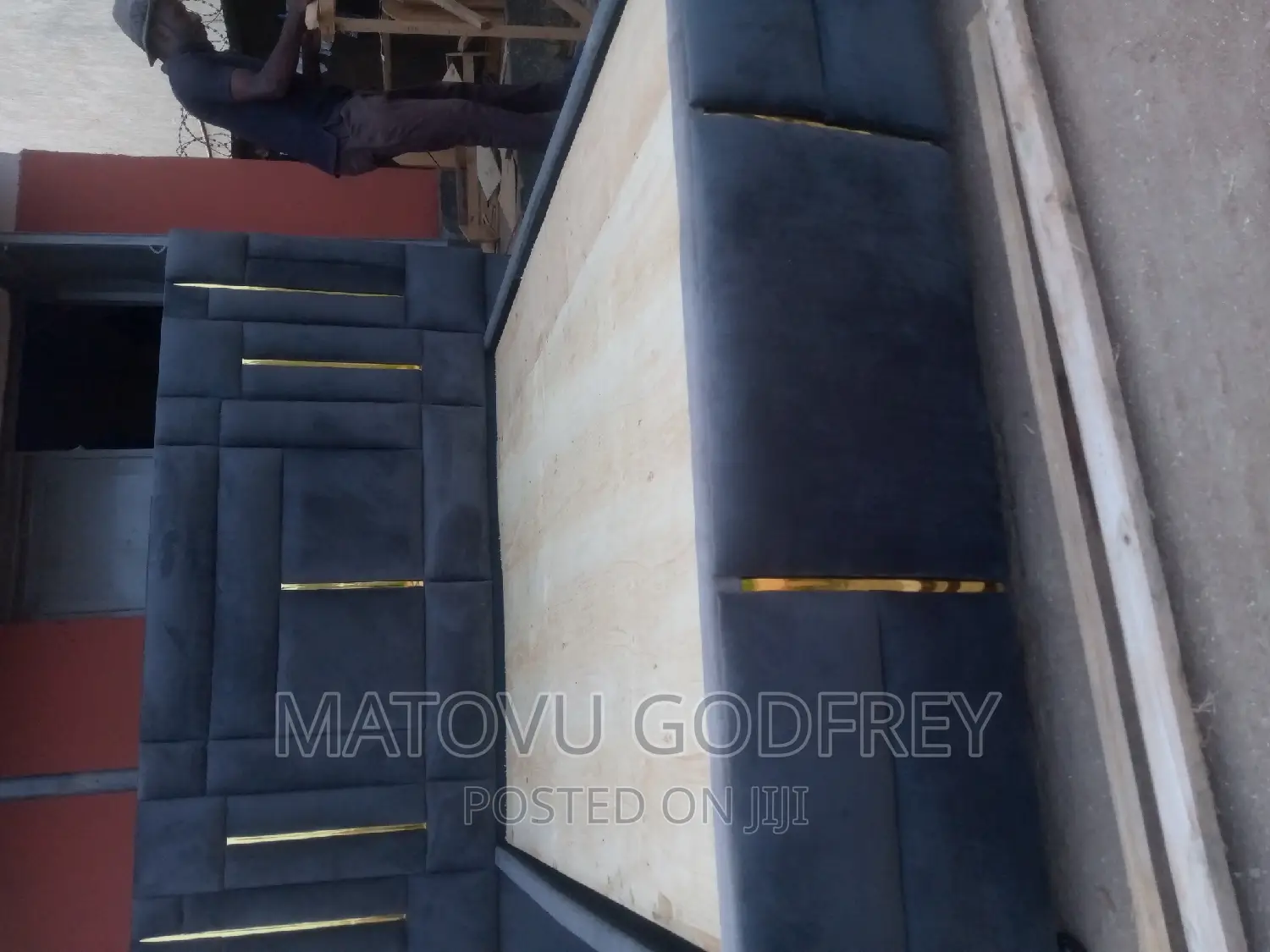 Grey 5*6 Bed
