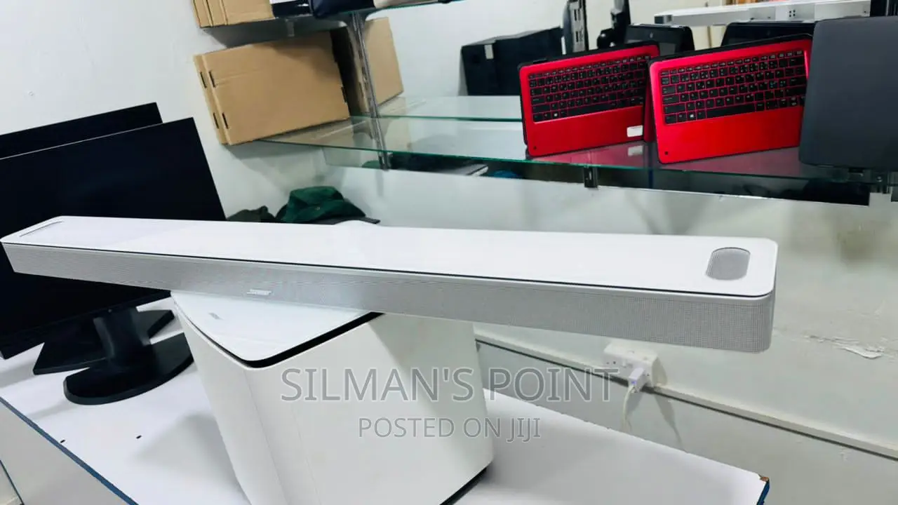 Bose 900 Soundbar PLUS Bass Module