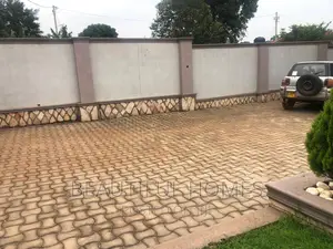 Furnished 4bdrm Bungalow in Kira for sale