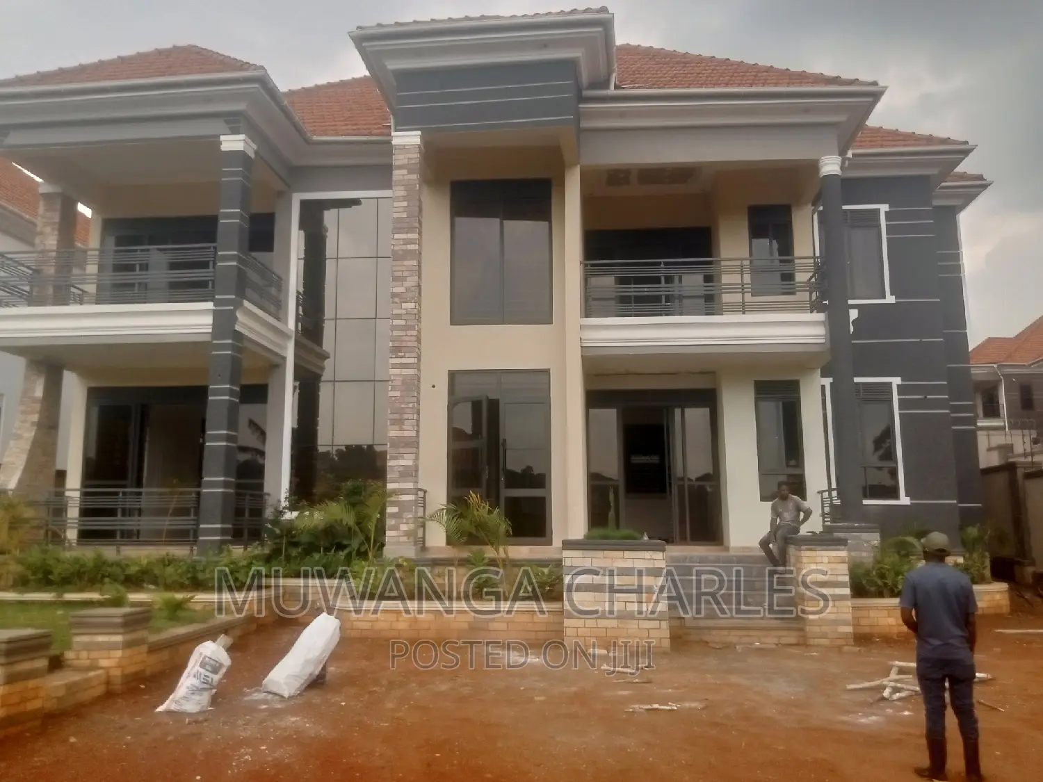 6bdrm Duplex in Fs Properties Ltd, Central Division for sale