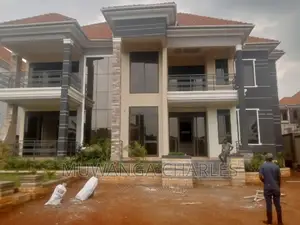 6bdrm Duplex in Fs Properties Ltd, Central Division for sale