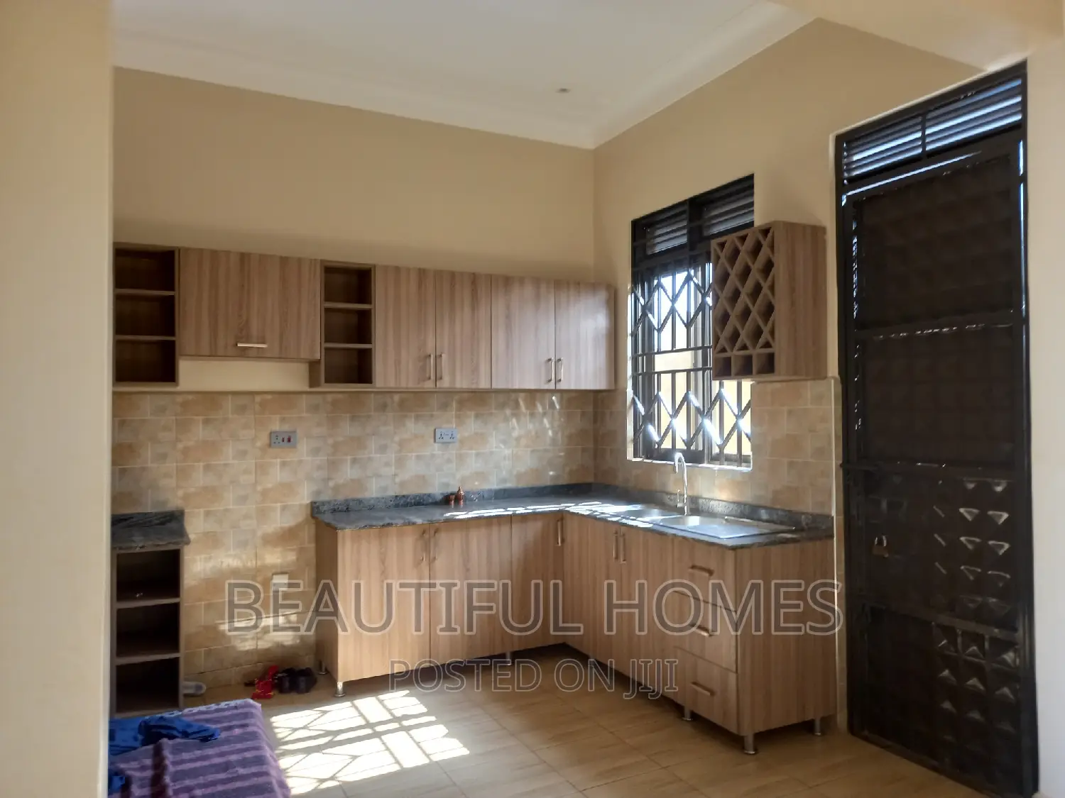 Furnished 3bdrm House in Nakwero Canaan Sites, Kira for sale
