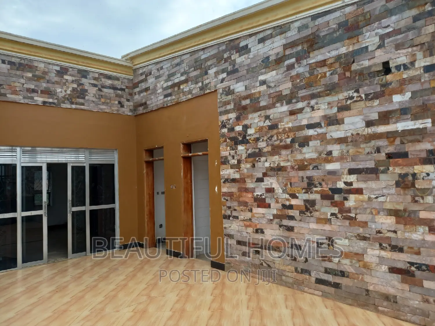 Furnished 6bdrm Mansion in Nakwero, Kira for sale