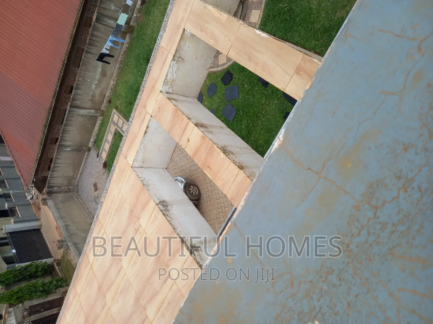 Furnished 6bdrm Mansion in Nakwero, Kira for sale