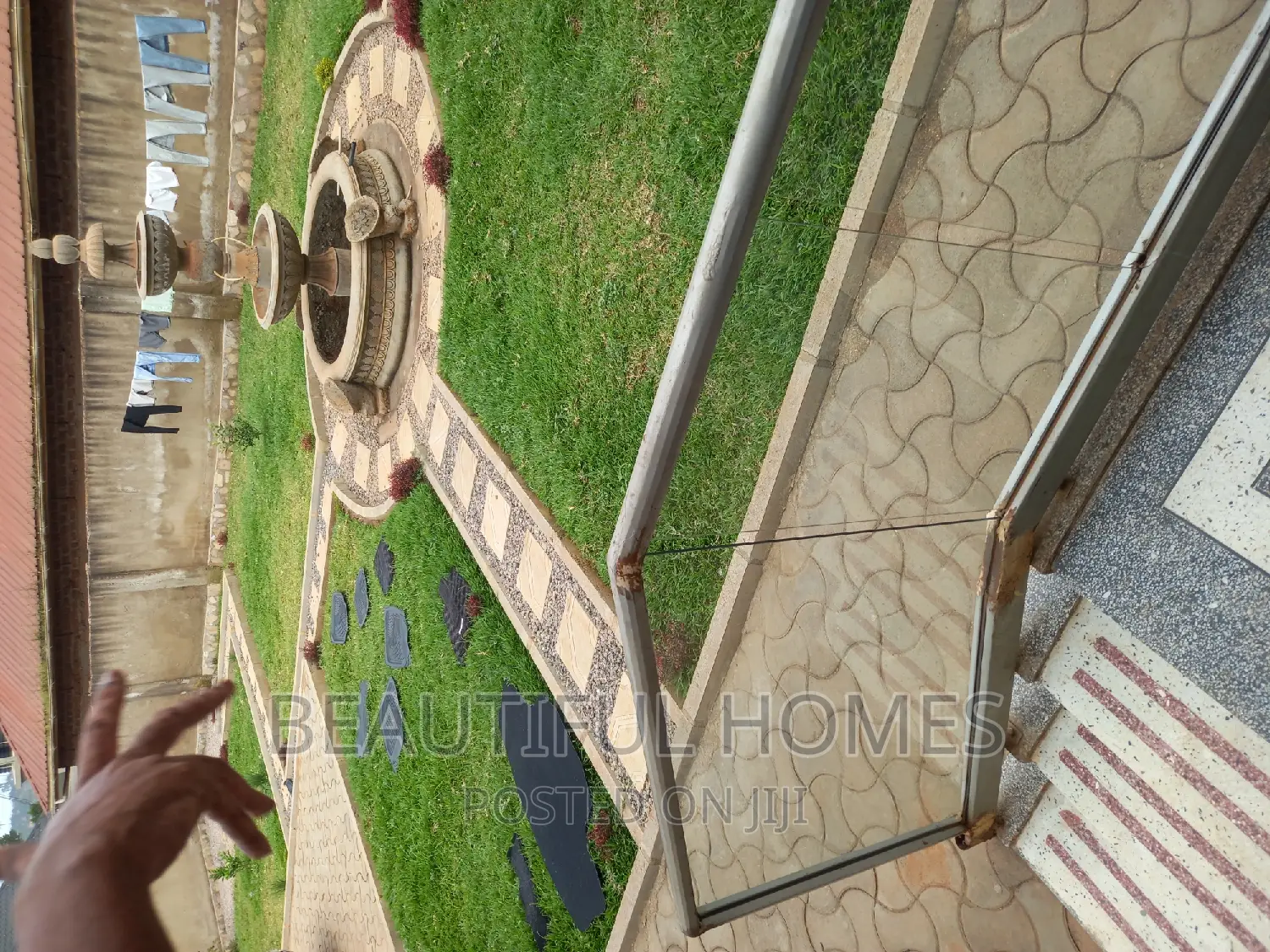 Furnished 6bdrm Duplex in Nakwero, Kira for sale