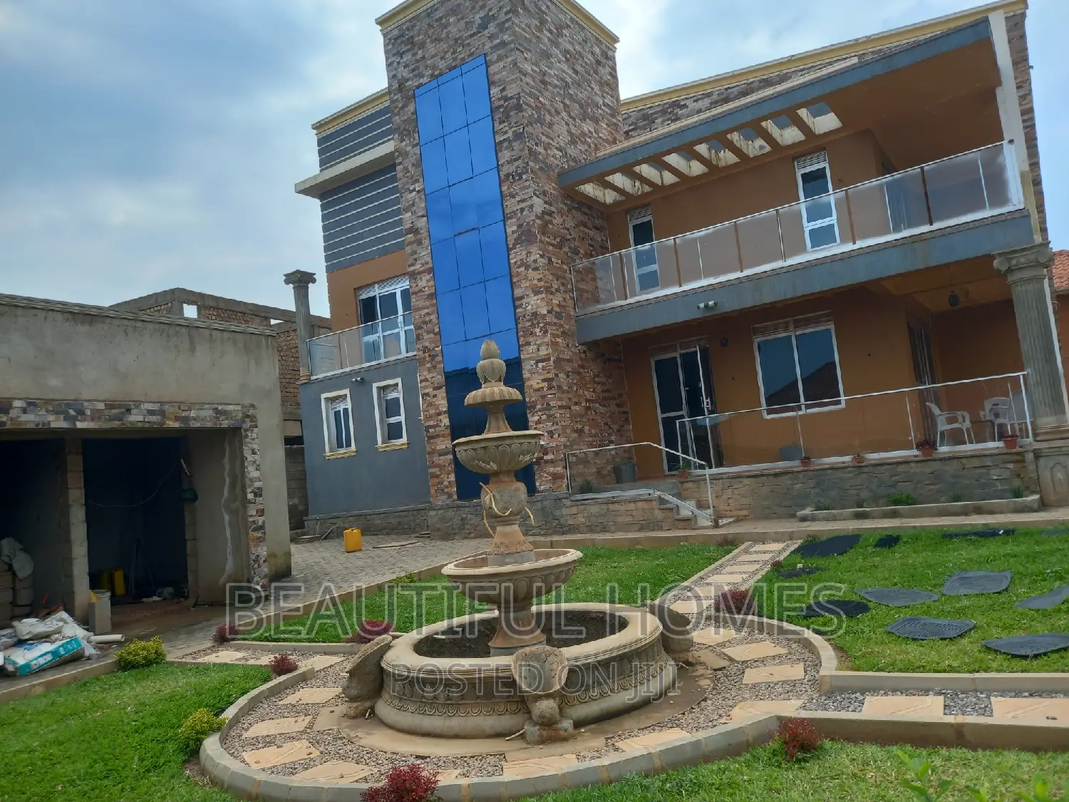 Furnished 6bdrm Mansion in Nakwero, Kira for sale