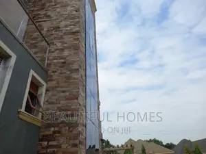 Furnished 6bdrm Mansion in Nakwero, Kira for sale