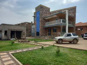 Furnished 6bdrm Duplex in Nakwero Nice, Kira for sale