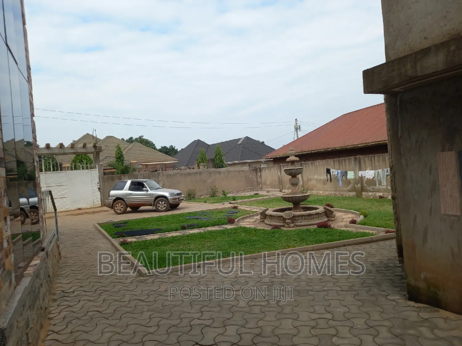 Furnished 6bdrm Mansion in Nakwero, Kira for sale